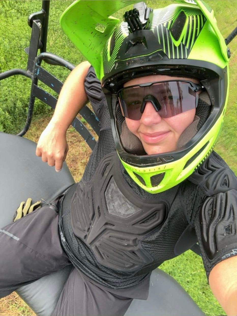 Customer photo review of The Jenna Sunglasses - Photochromic Lens