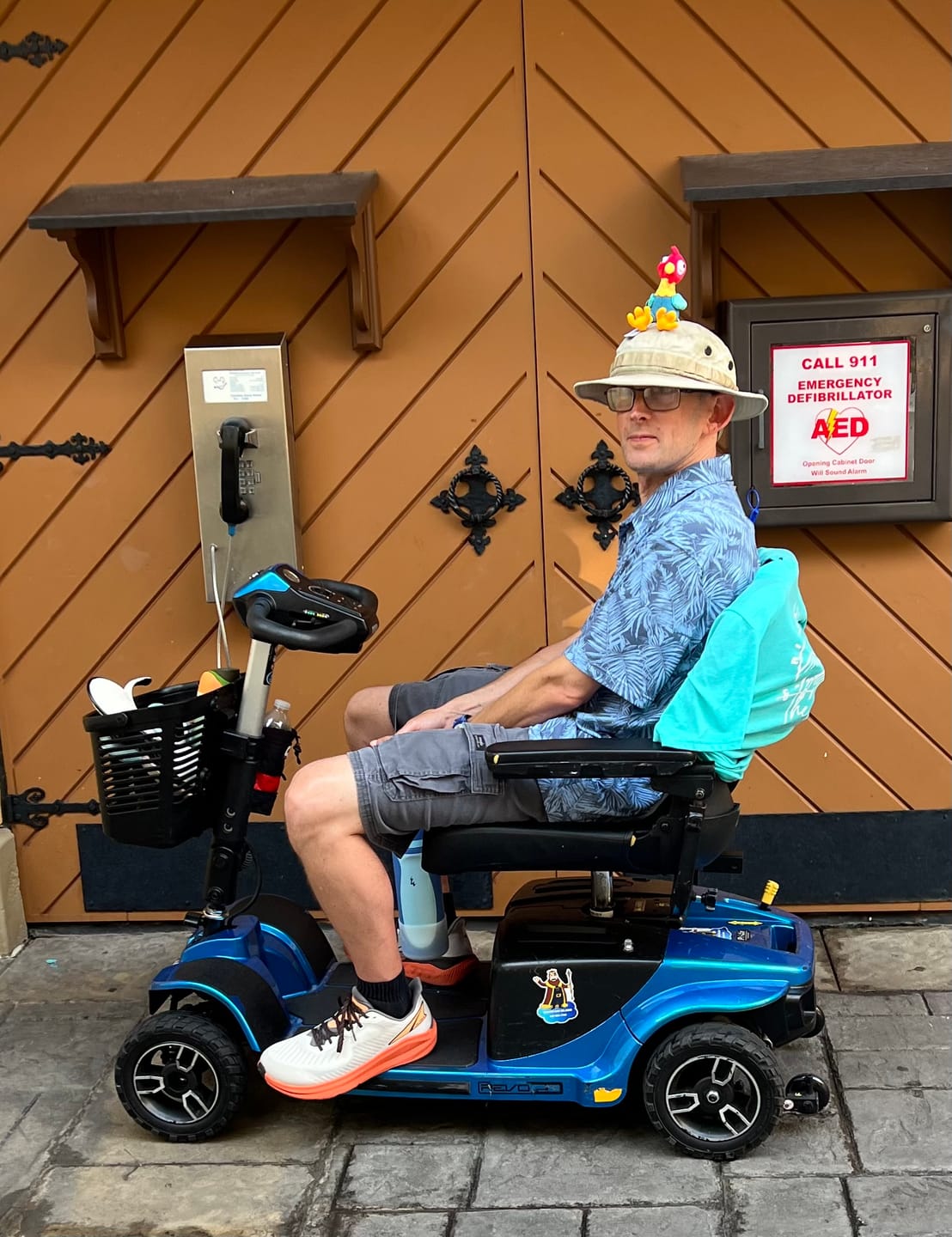 Customer photo review of Multiday Rental 3 Wheel 400 Pound Rated Scooter