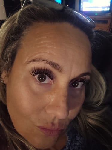 Customer photo review of Flora Lash Kit