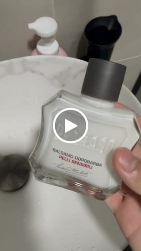 Customer video review of Proraso White Aftershave Balm 100ml (Alcohol Free) - For Sensitive Skin (Green Tea & Oat)