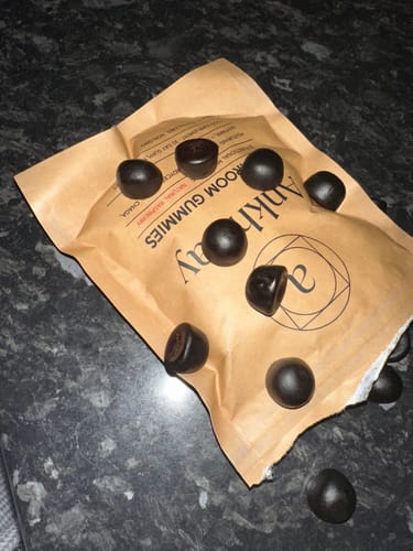 Customer photo review of 2-Month Mushroom Gummies