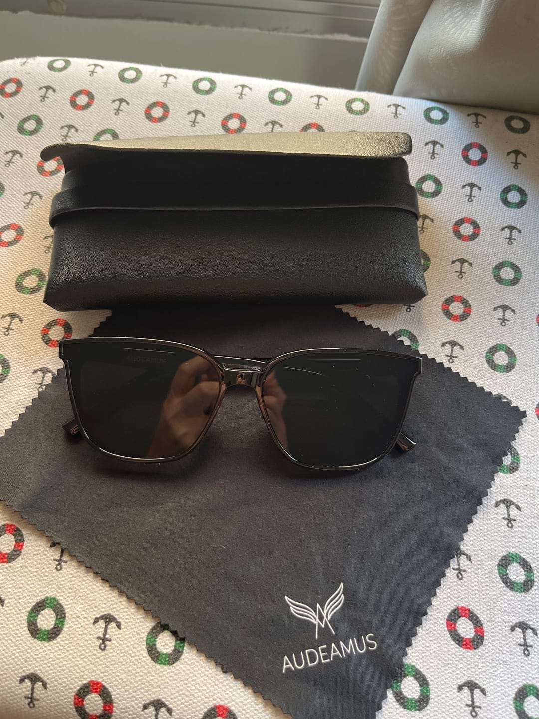 Customer photo review of Taylor Rectangular Framed Sunglasses