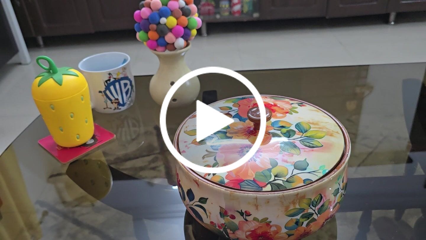 Customer video review of Pastel Flora Roti Box