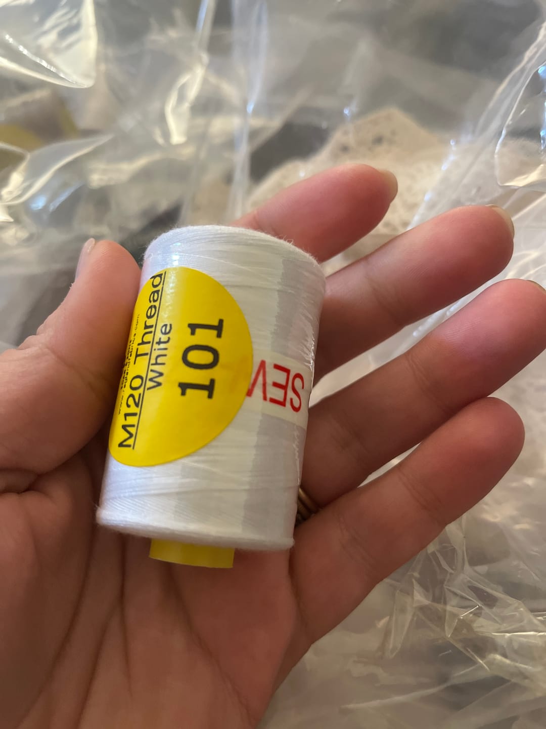 Customer photo review of Thread 1000met Reel White #101