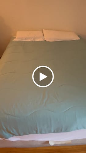Customer video review of The Ice Blanket