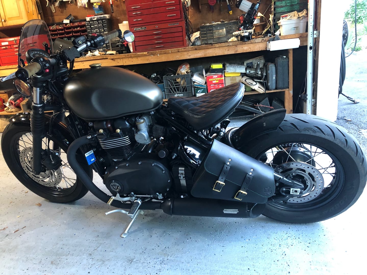 Customer photo review of Triumph Bobber Speedmaster Left Side Solo Bag - TBL01