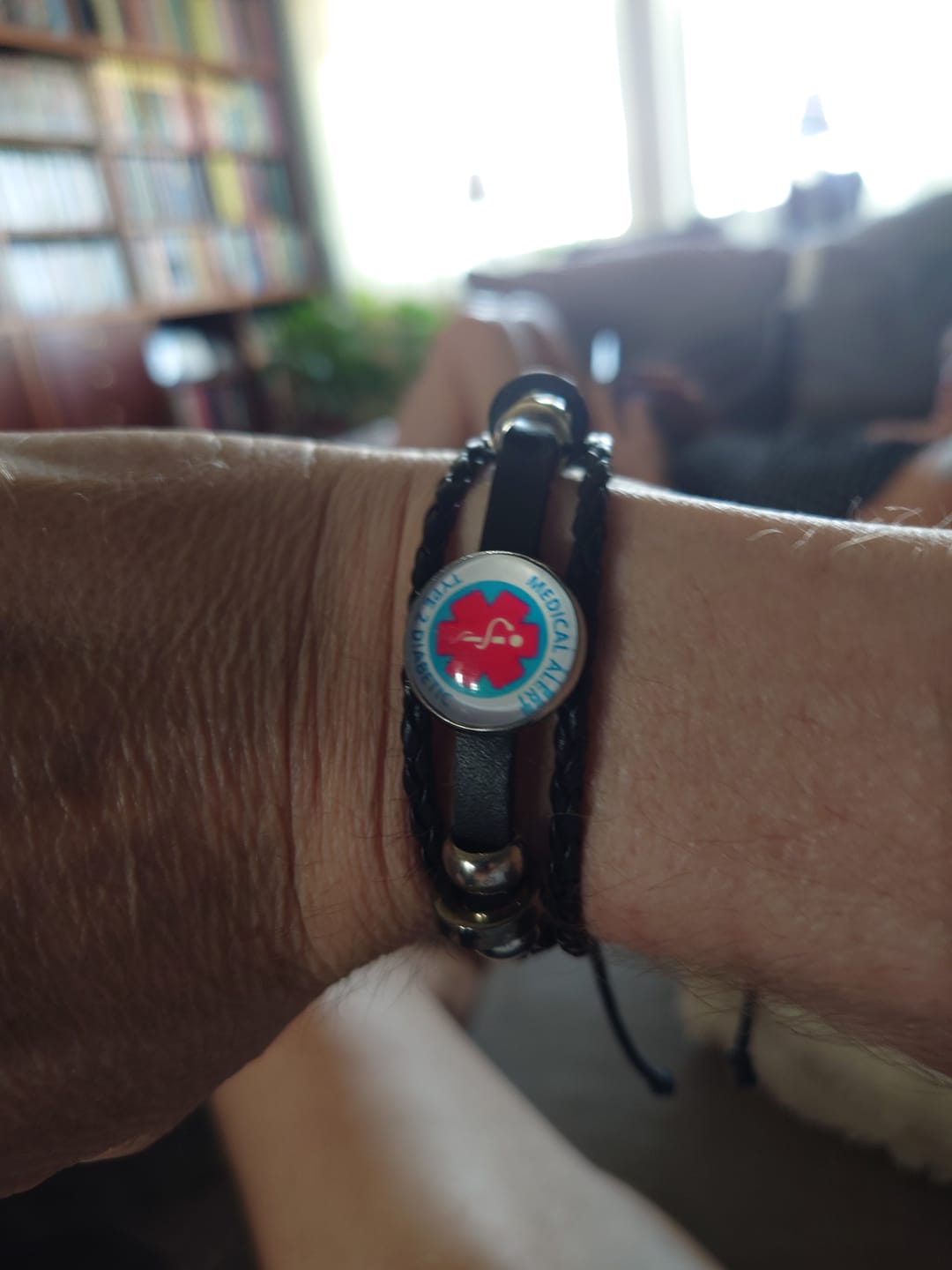 Customer photo review of Armband Diabeta Alert - Diabetes Typ 1 och Typ 2 - bär med stolthet