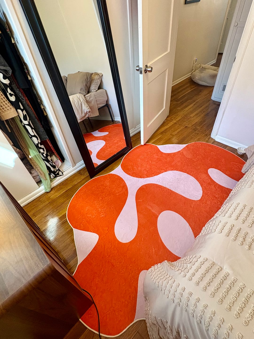 Customer photo review of Irregular Orange Moss Design Rug by Johann Banta