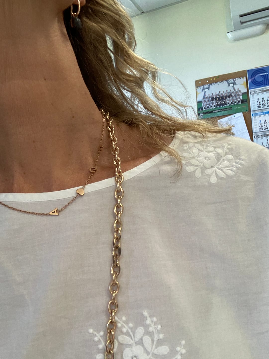 Customer photo review of Collana Personalizzata con Iniziali Laterali