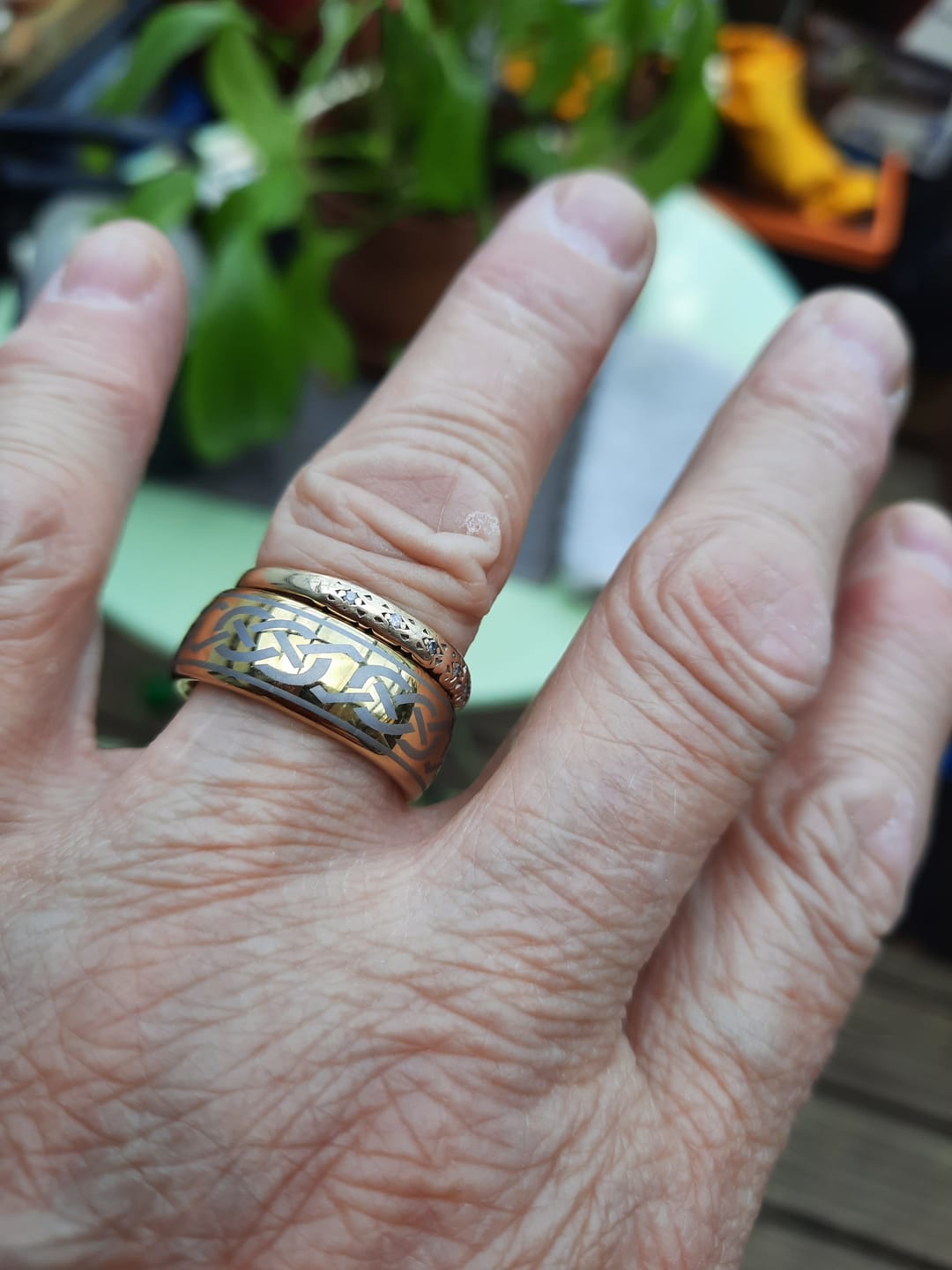 Customer photo review of The Celtic Knot Wonder Ring