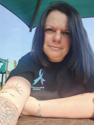 Customer photo review of Round 126 (Unisex Classic Tee | Gildan)