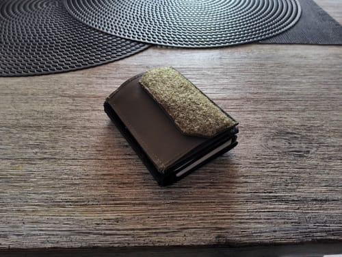 Customer photo review of Tactical Wallet Münzfach - Steingrau Oliv