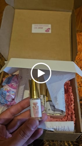 Customer video review of DECANTE HAYA LATTAFA - 5ML