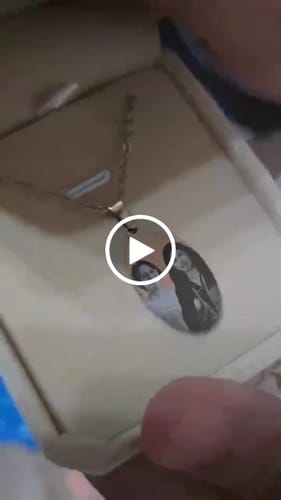 Customer video review of Printave™ Personalized Oval Necklace