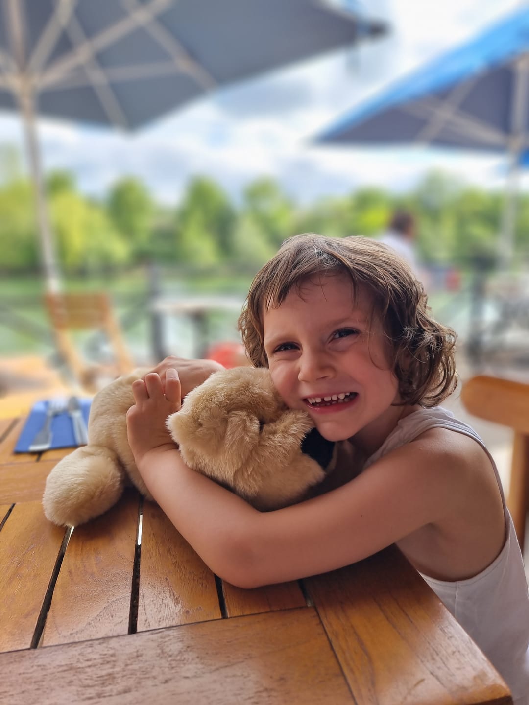Customer photo review of Ma peluche Chien Hector