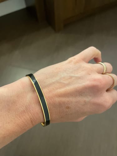 Customer photo review of We Are Best Friends Color Bangle