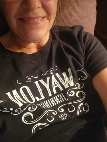 Customer photo review of Waylon Jennings Fan Club Subscription Tee Shirt Box