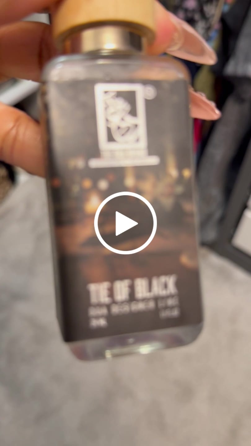 Customer video review of Tie Of Black