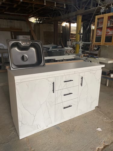 Customer photo review of Lavaplatos Estilo Riñón 50x40 cm NEGRO