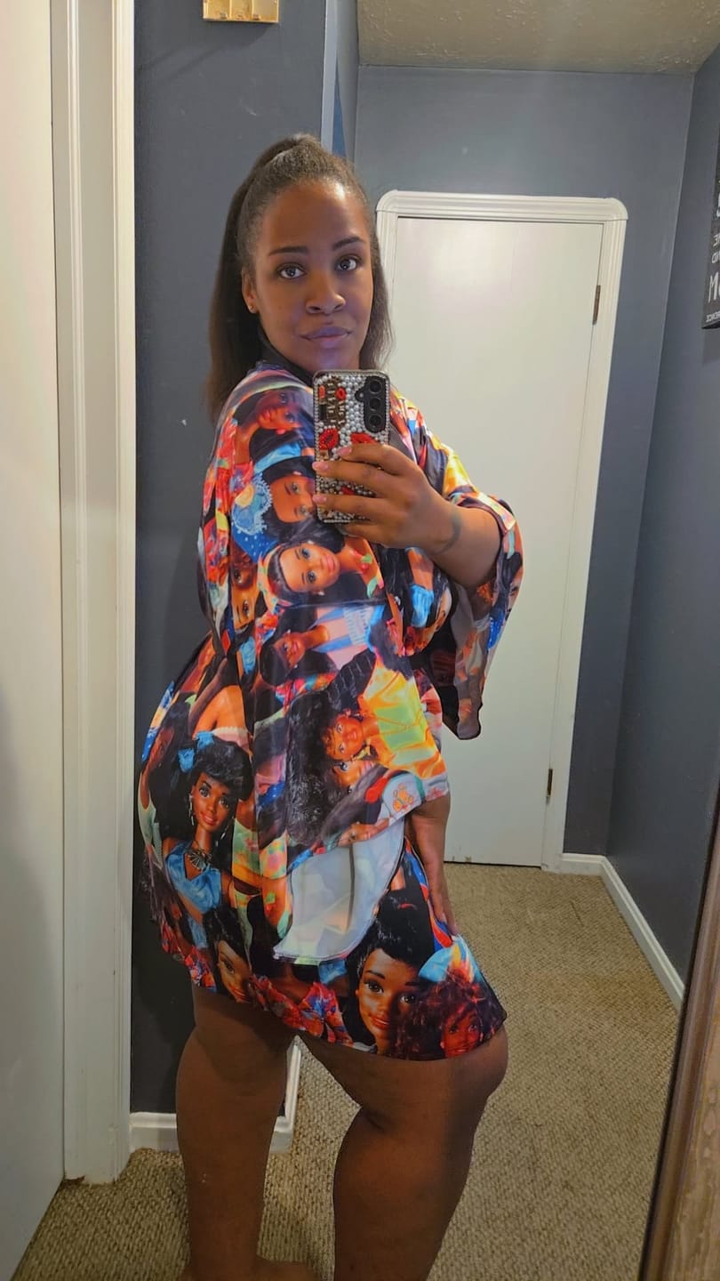 Customer photo review of 90's Vintage Black Barbieee Christieee Long Sleeve Kimono Robe