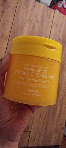 Customer photo review of Тонер падове с Витамин С против пигментни петна и неравномерен тен OOTD Dark Spot Vitamin C Toner Pad