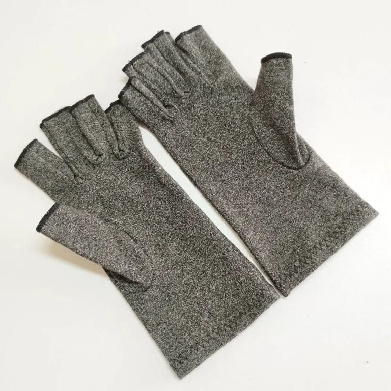 Customer photo review of Therapeutic Heat Gloves