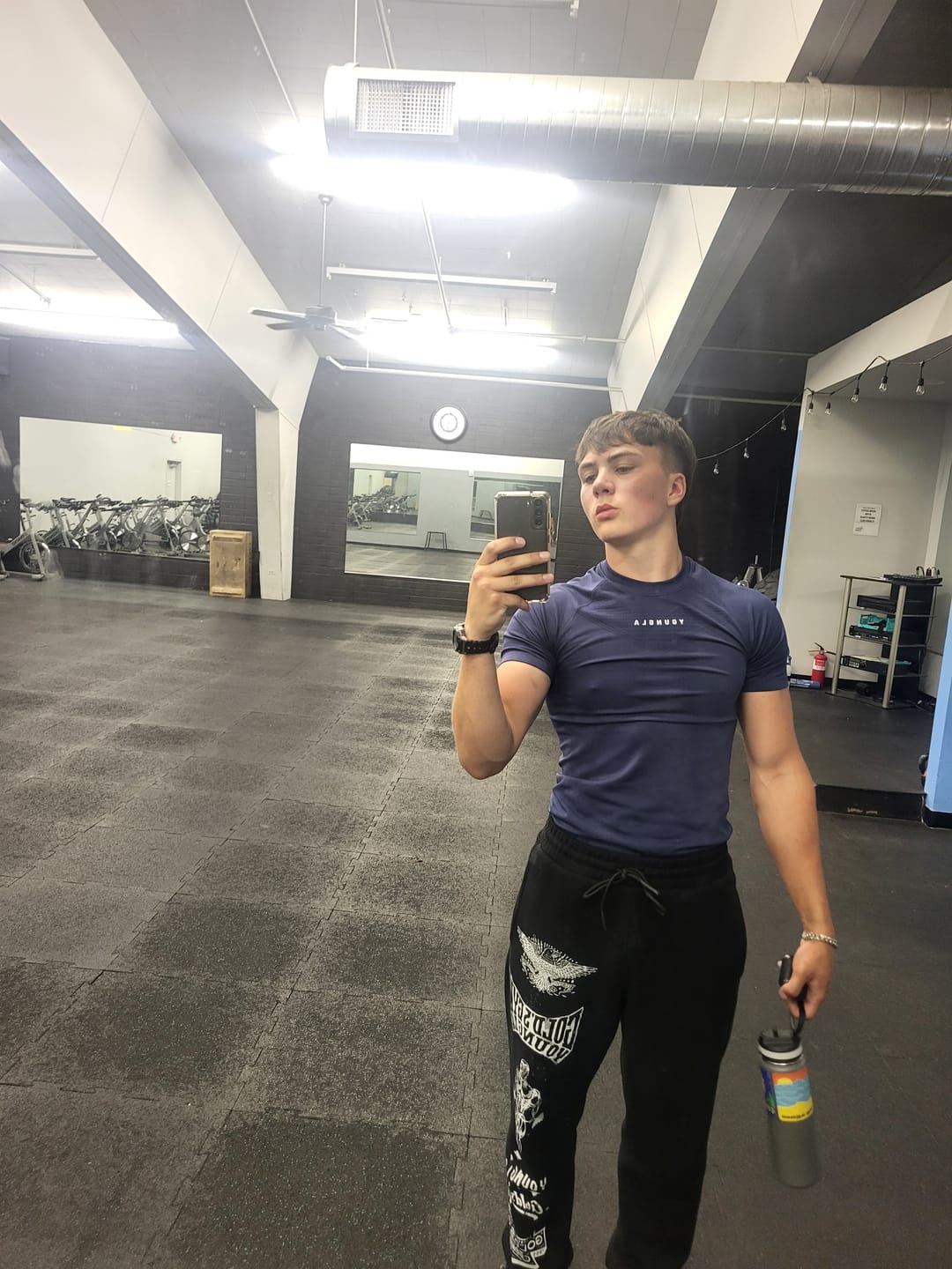 Customer photo review of 2143 - Golds Gym Immortal Joggers