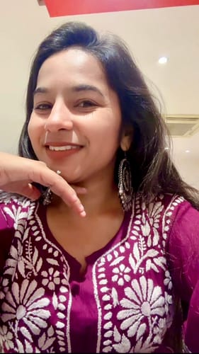 Customer photo review of Duaa Plum Long Rayon kurta