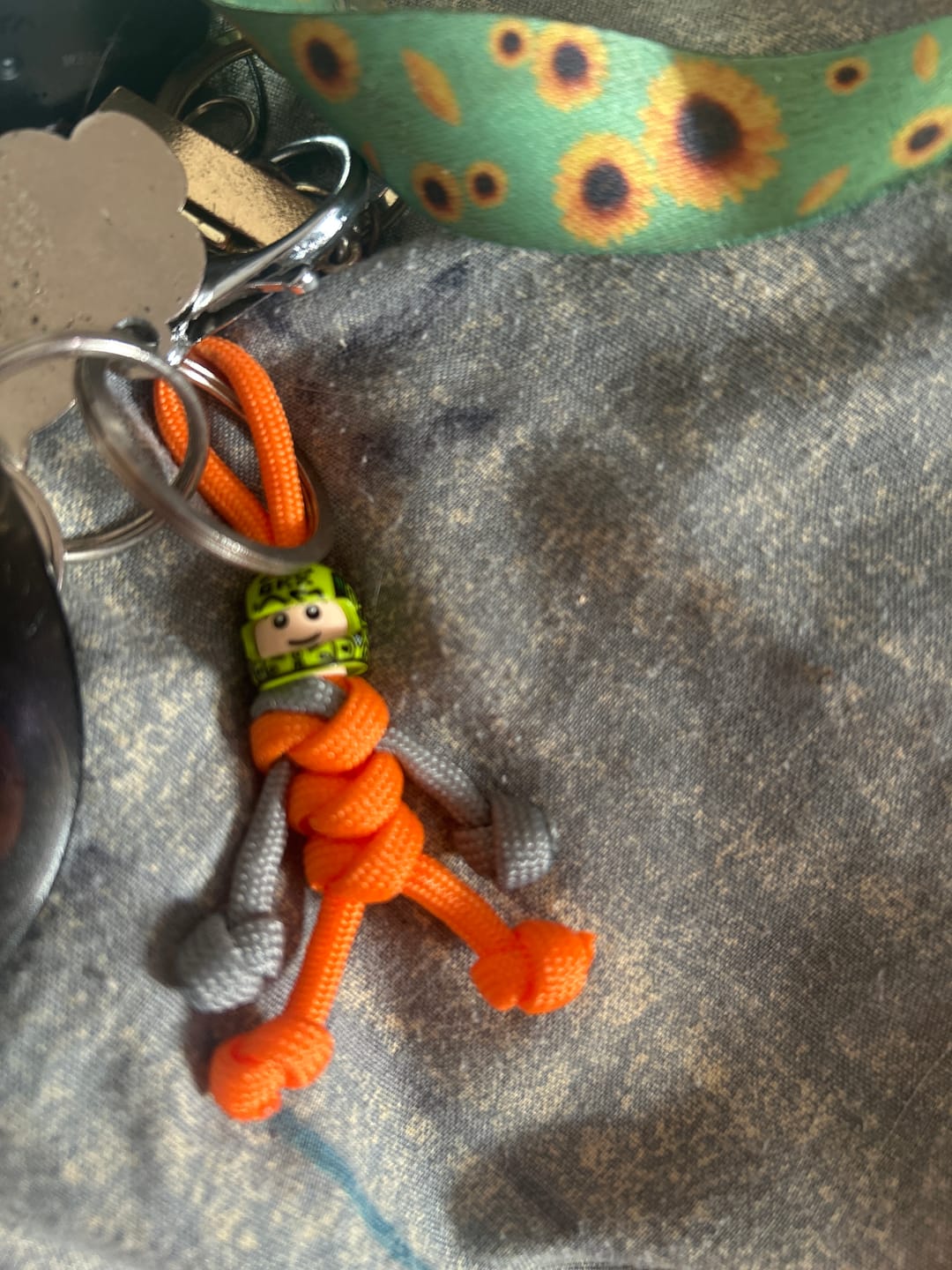 Customer photo review of Limited Edition 2025 Lando Norris Racing Paracord Buddy Keychain