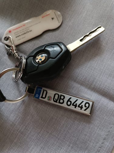 Customer photo review of Kennzeichen Schlüsselanhänger Mini Nummernschild Metall