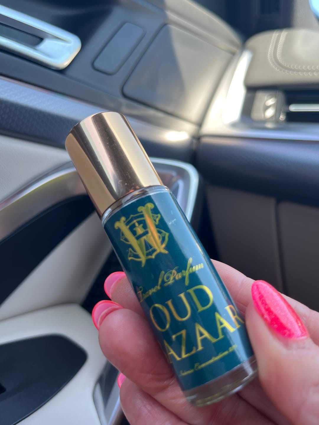 Customer photo review of Oud Bazaar