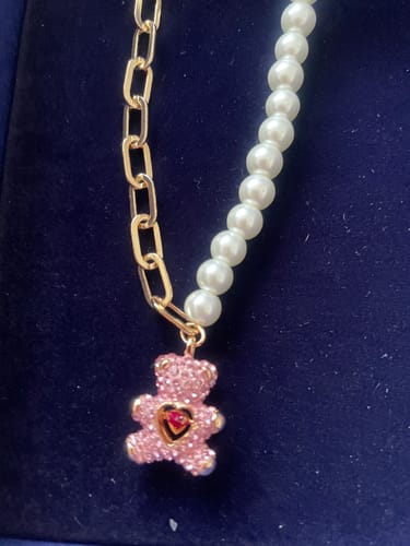 Customer photo review of COLLAR TEDDY BEAR OSO SWAROVSKI ROSE GOLD PERLAS