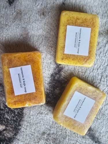 Customer photo review of Lemon turmeric & kojic-acid brightening soap