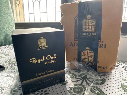 Customer photo review of Royal Oudh Luxury Eau De Perfume Spray 100 ml