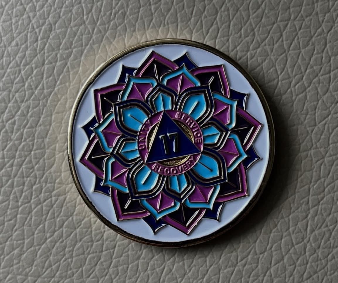 Customer photo review of 1 to 50 Year Sobriety Mint 'In Bloom' Lotus Flower Gold Plated AA Recovery Medallion/Chip/Coin - White