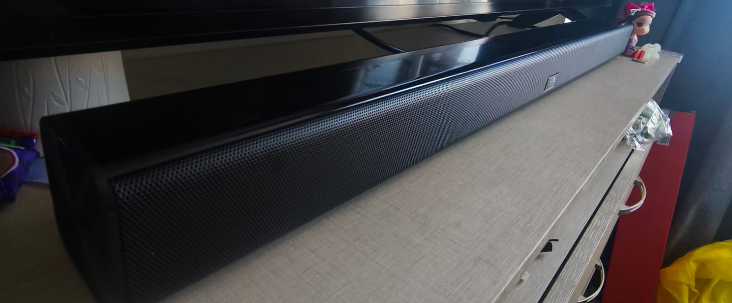 Customer photo review of Barra De Sonido Soundbar Blik Surreal24 24W