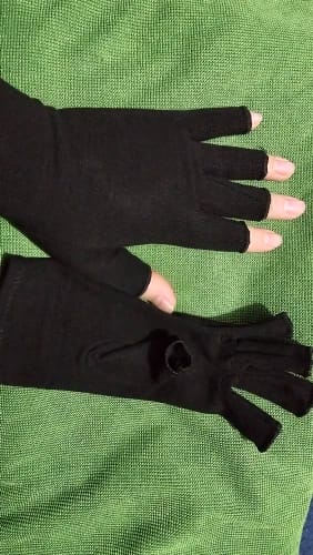 Customer photo review of Therapeutic Heat Gloves