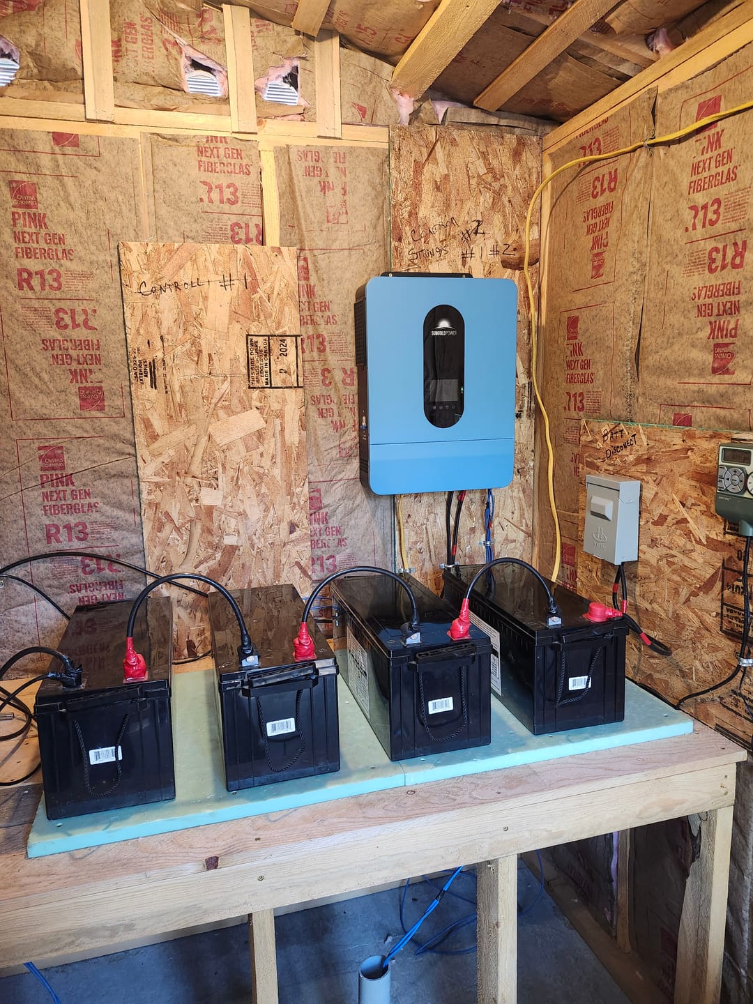 Customer photo review of SunGoldPower | 6.5KW 48V Split Phase Solar Inverter SPH6548P