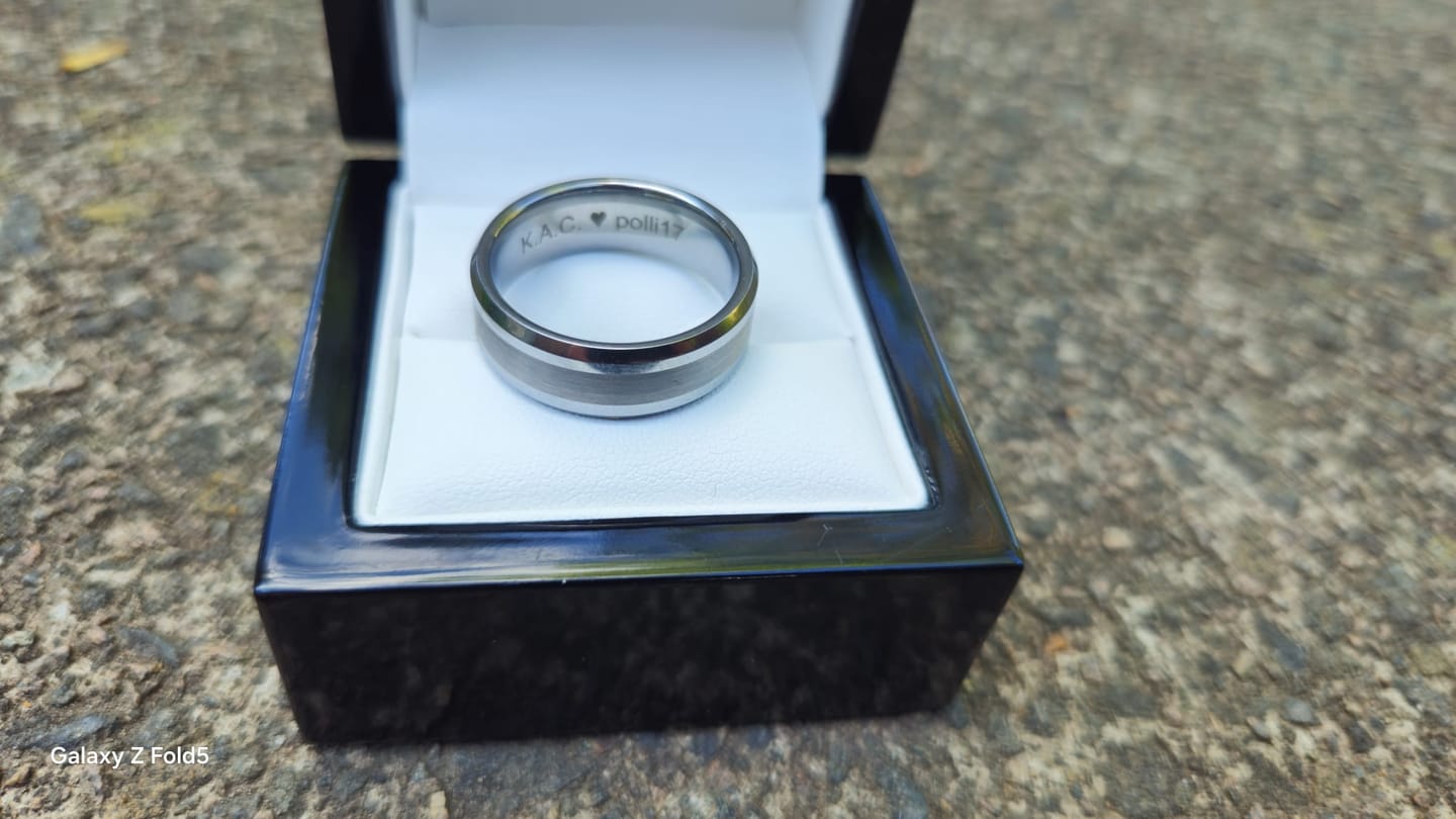 Customer photo review of The Brushed Wonder Ring Set