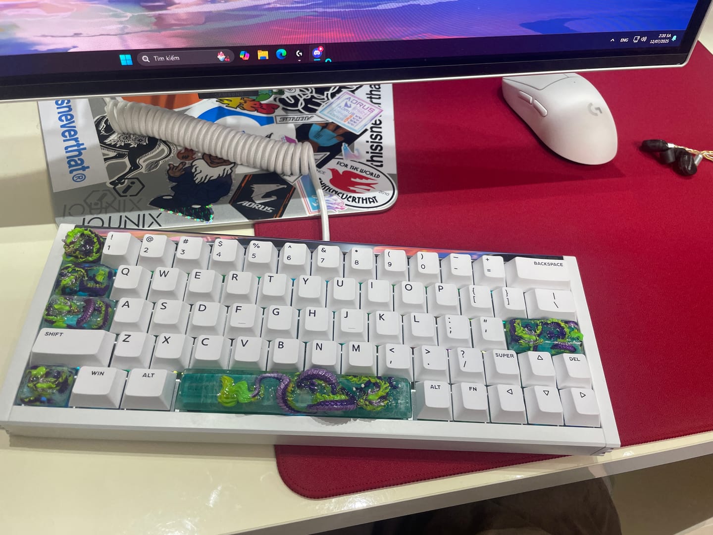 Customer photo review of IQUNIX EZ60/EZ63 Magnetic Switch Gaming HE Keyboard