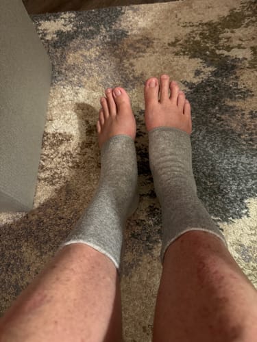 Customer photo review of Premium Bamboo Ankle Support
