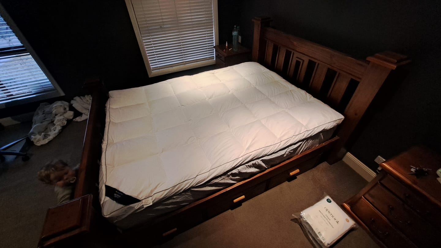 Customer photo review of Muscle Mat Luxury Mattress Topper