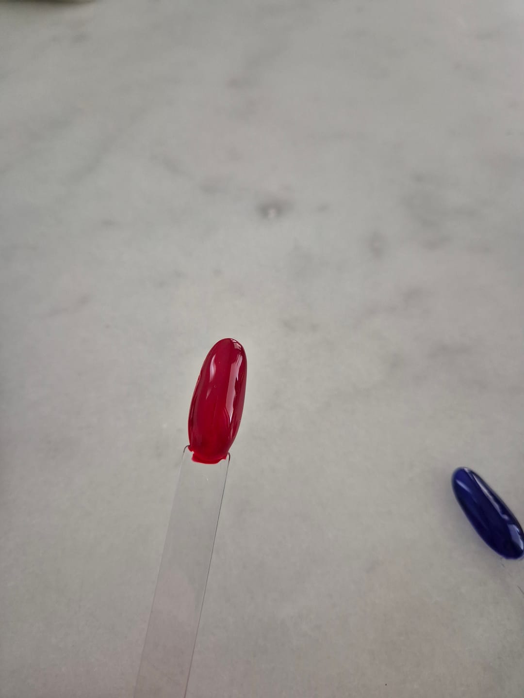 Customer photo review of Gel nail polish Studios, red wine, 8ml