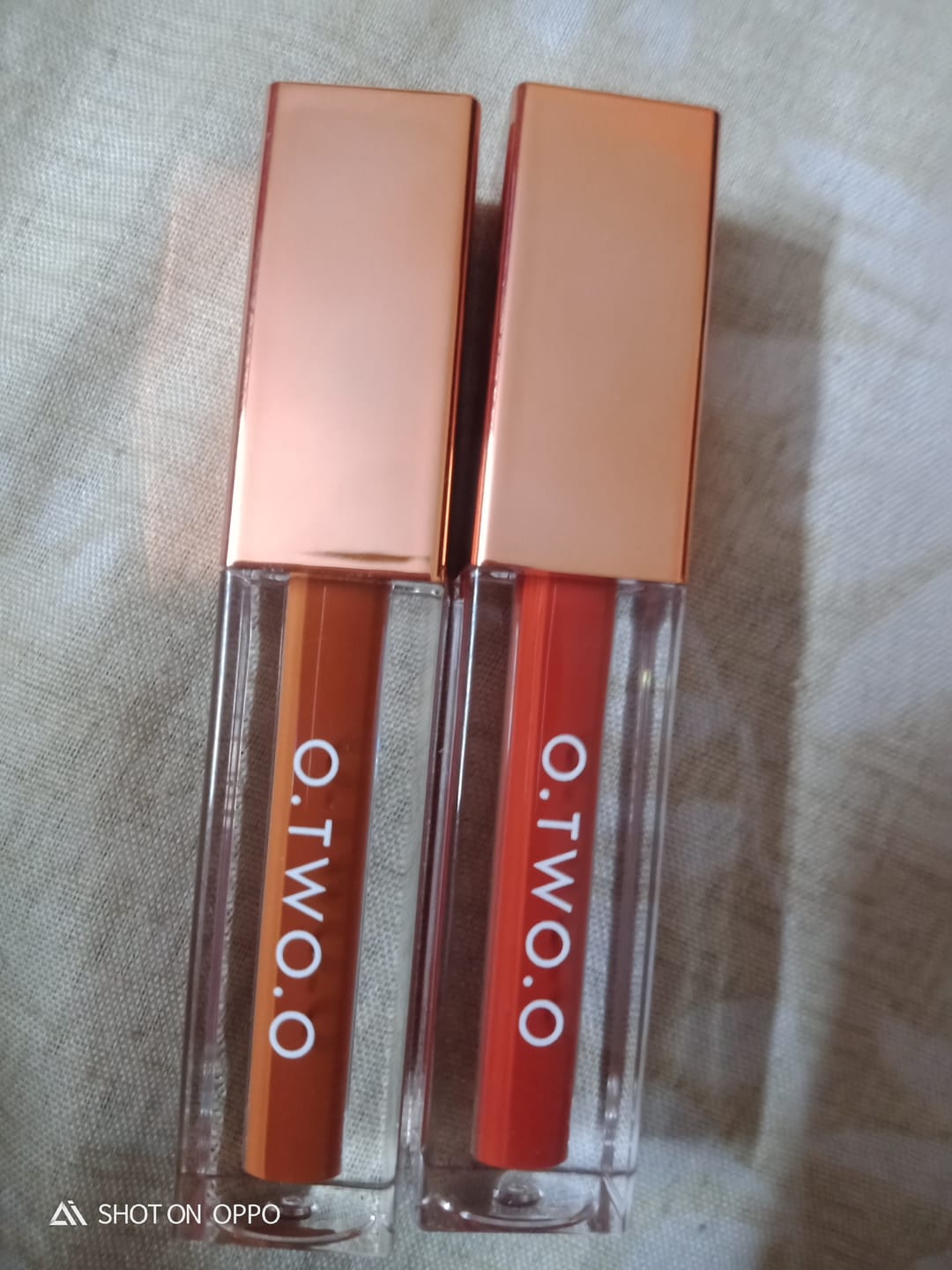 Customer photo review of O.TWO.O MATTE LOCK COLOR LIP GLAZE SET