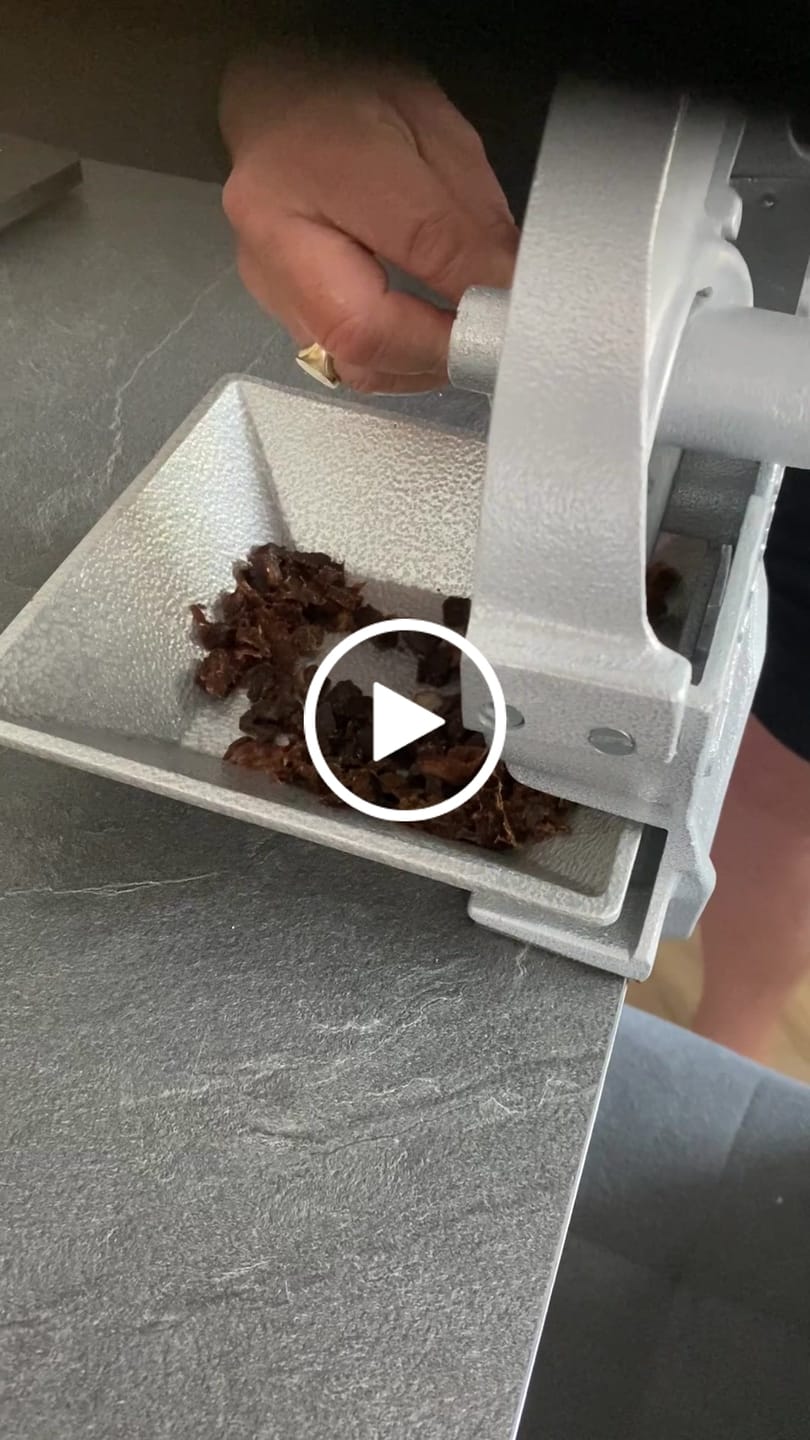 Customer video review of Hand Biltong Slicer Pro