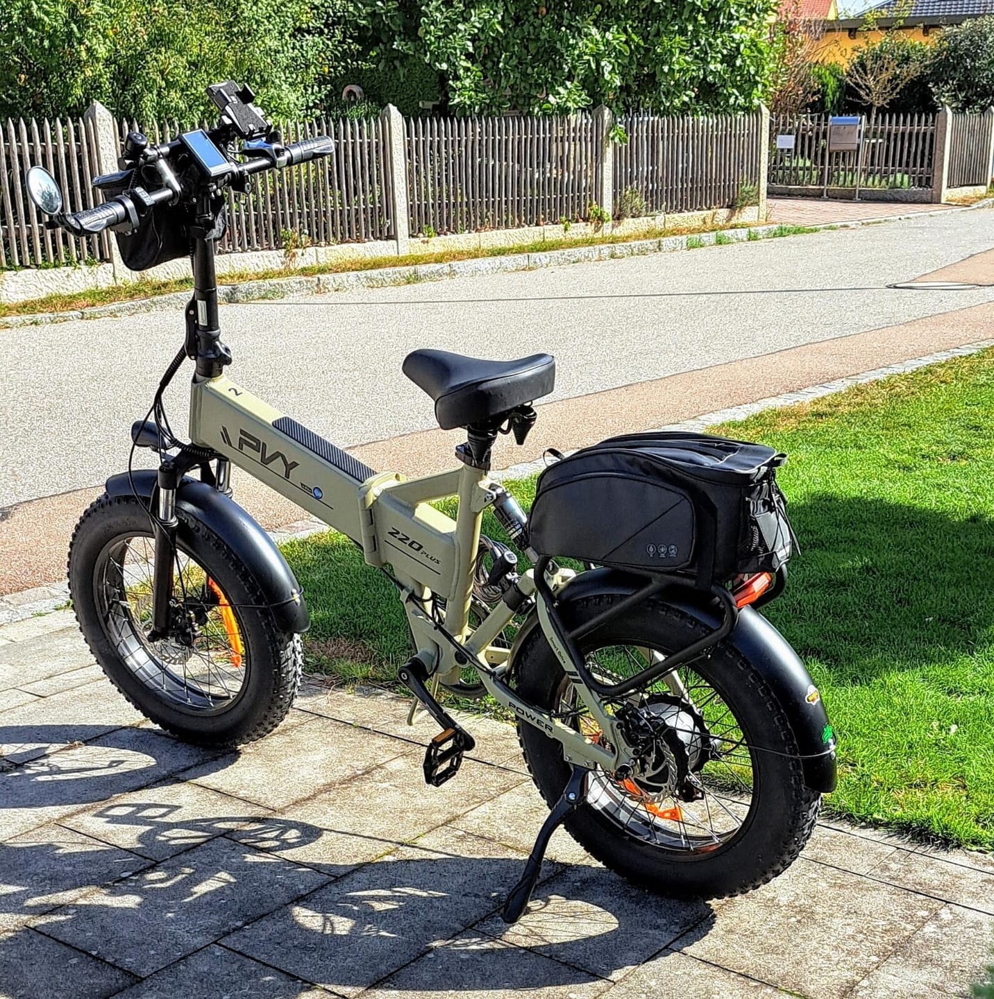 Customer photo review of Z20 PLUS 792WH Large Capacity  Li-ion Battery