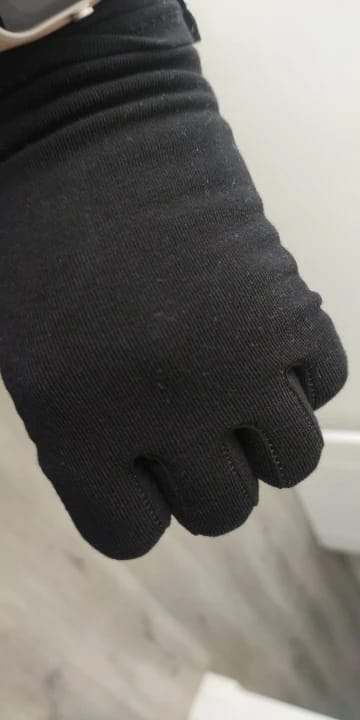 Customer photo review of Therapeutic Heat Gloves