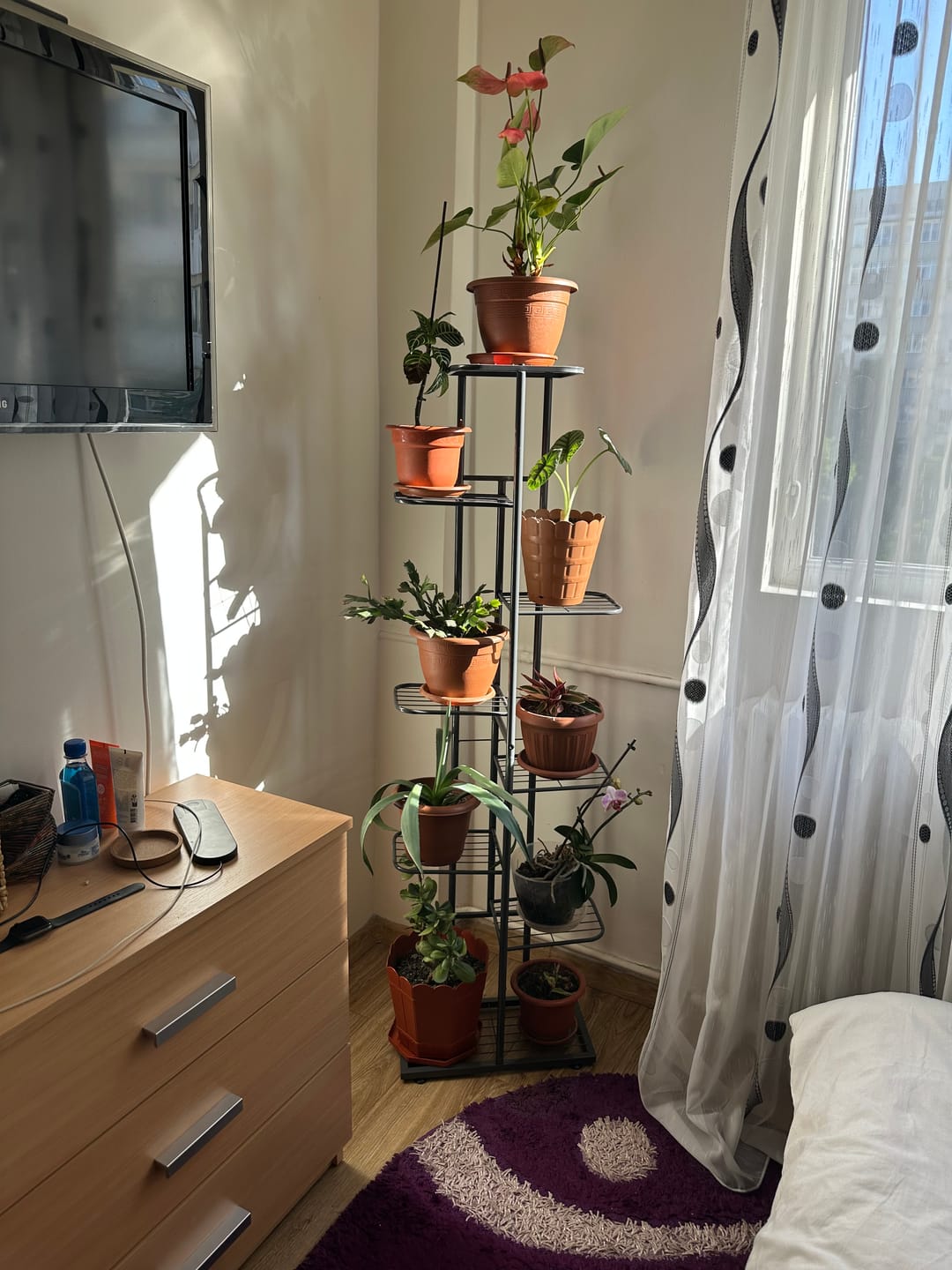 Customer photo review of Etajera BAMIR TIP 4, gri, metal, 44x22x141 cm