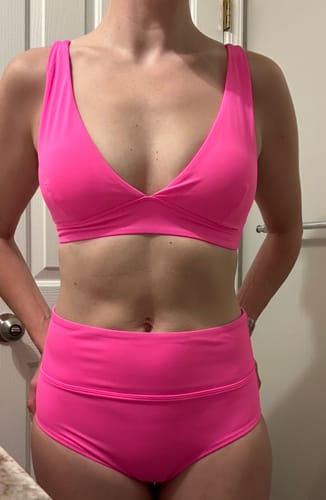 Customer photo review of Plunge Bikini Top - Hot Pink