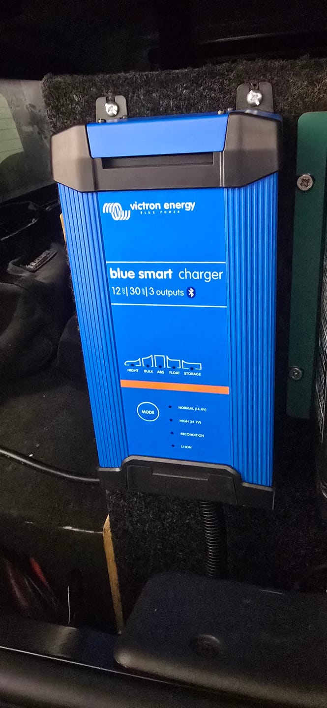 Customer photo review of Victron | Blue Smart IP22 Battery Charger